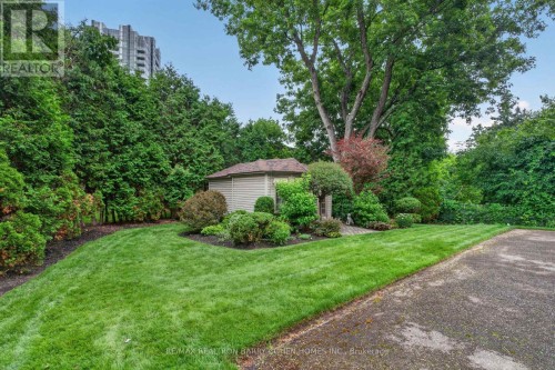 110 Upper Canada Drive, Toronto, ON 