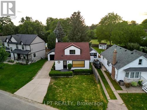 18 JUBILEE DRIVE  St. Catharines, ON L2M 4P8