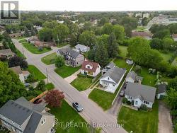 Aerial view of home and surrounding neighborhood - 