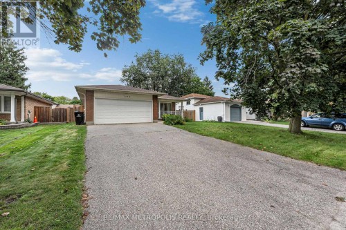 598 BLACK OAK CRESCENT  Waterloo, ON N2V 1A5