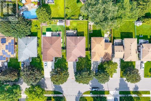 598 Black Oak Crescent, Waterloo, ON 