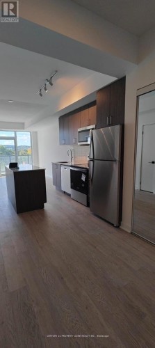 405 - 2782 BARTON STREET E , Hamilton, Ontario L8E 3P5 3