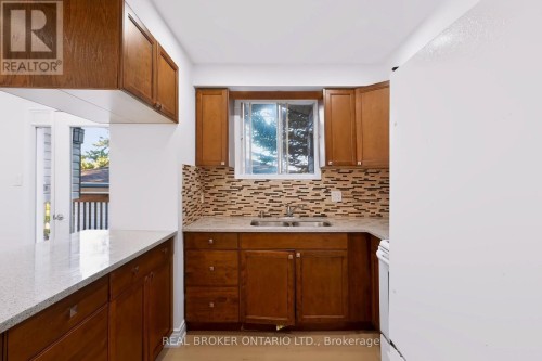 5 Nathaniel Crescent, Kitchener, ON 