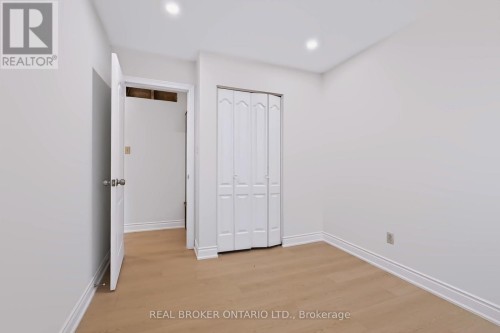 5 Nathaniel Crescent, Kitchener, ON 