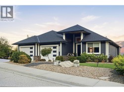 5203 Clarence Road  Peachland, BC V0H 1X2