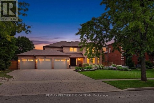 155 DIANAWOOD RIDGE  Vaughan, ON L4L 6W9