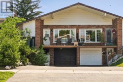 2621 WINDJAMMER ROAD  Mississauga, ON L5L 1H7