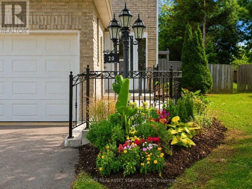 20 Kesteven Crescent, Brampton, ON 