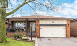 36 WINDSOR ROAD Toronto, ON M9R 3G4