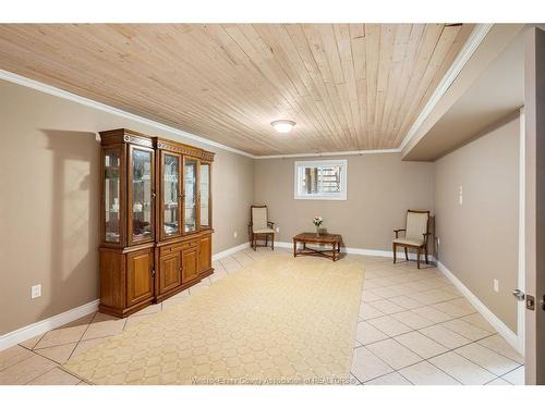 11827 Boulder Crescent, Windsor, ON 