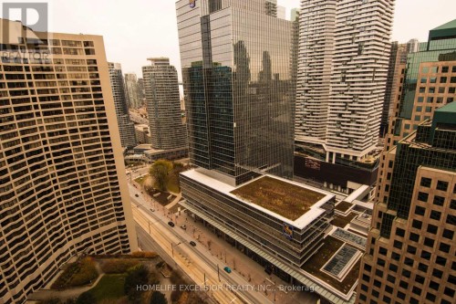 3227 - 33 HARBOUR SQUARE , Toronto, Ontario M5J 2G2 3