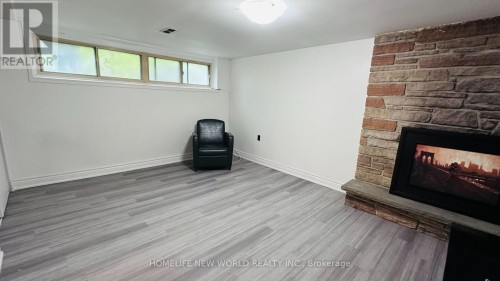79 NORMARK DRIVE , Markham, Ontario L3T 3R3 2