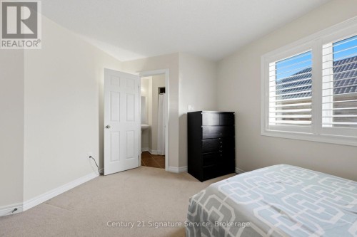 322 Comiskey Crescent, Mississauga, ON 