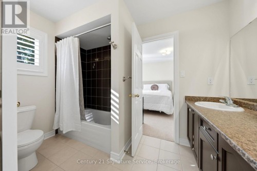 322 Comiskey Crescent, Mississauga, ON 