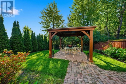 322 Comiskey Crescent, Mississauga, ON 