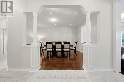 322 Comiskey Crescent, Mississauga, ON 