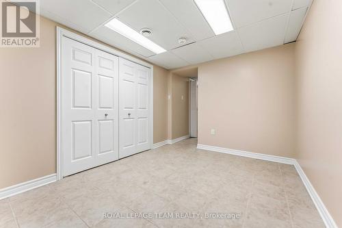Flex space/hallway - 115 Mountbatten Avenue, Ottawa, ON 