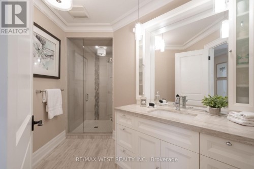2nd Floor Bathroom - 3 Castle Frank Road, Toronto, ON 