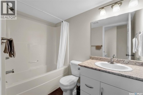 202 610 Centennial Boulevard, Warman, SK 
