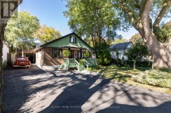 40 JEAVONS AVENUE  Toronto, ON M1K 1S8