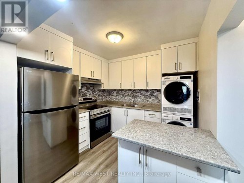 2 - 402 ROYAL YORK ROAD , Toronto, Ontario M8Y 2R5