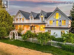 98 HURON STREET Collingwood, ON L9Y 4Y3