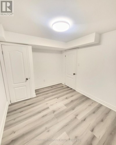 BSMT - 40 PLACENTIA BOULEVARD , Toronto, Ontario M1S 4C5 5