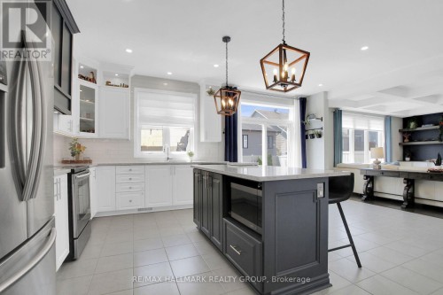 636 Eagle Crest Heights, Ottawa, ON 