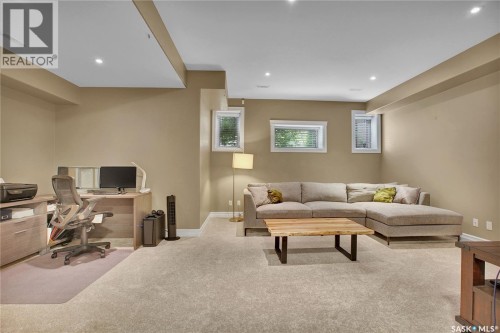 1304 5Th Avenue N, Saskatoon, SK 