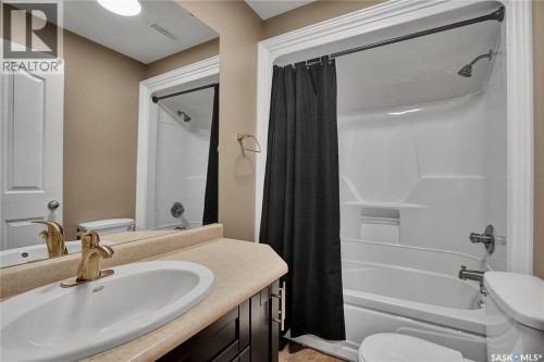 1304 5Th Avenue N, Saskatoon, SK 