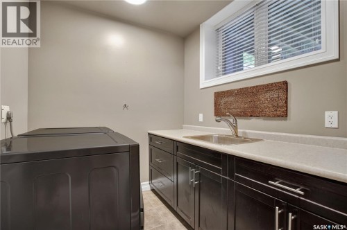 1304 5Th Avenue N, Saskatoon, SK 