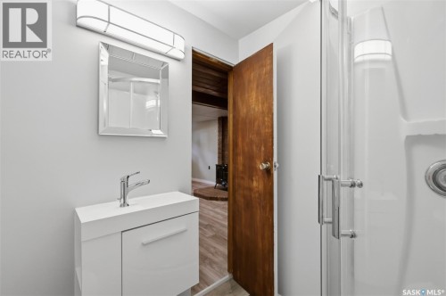 418 Laval Crescent, Saskatoon, SK 