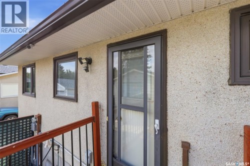 418 Laval Crescent, Saskatoon, SK 