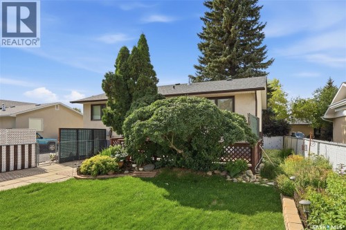 418 Laval Crescent, Saskatoon, SK 
