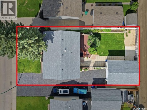 418 Laval Crescent, Saskatoon, SK 