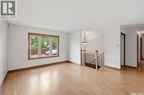 418 Laval Crescent, Saskatoon, SK 