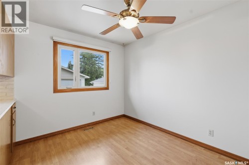 418 Laval Crescent, Saskatoon, SK 