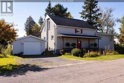 157 East Balfour ST  Sault Ste. Marie, ON P6C 1X7