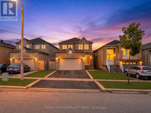129 COLOMBO CRESCENT  Vaughan, ON L6A 2T9