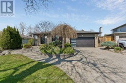 43 FERNDALE CRESCENT Brampton, ON L6W 1G1