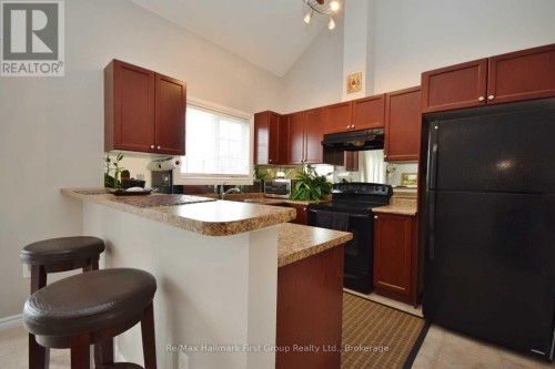 BEDROOM - 44 WICKER PARK WAY , Whitby (Pringle Creek), Ontario L1R 0E1 2