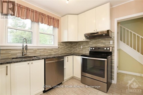 822 Quinlan Road, Ottawa, ON 