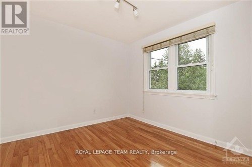 822 Quinlan Road, Ottawa, ON 