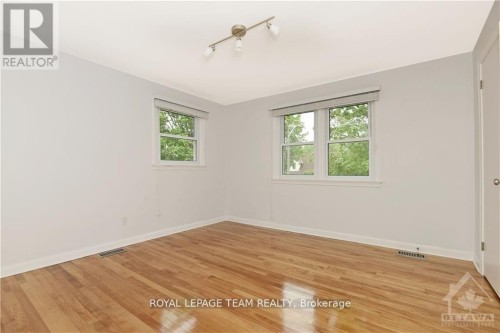 822 Quinlan Road, Ottawa, ON 