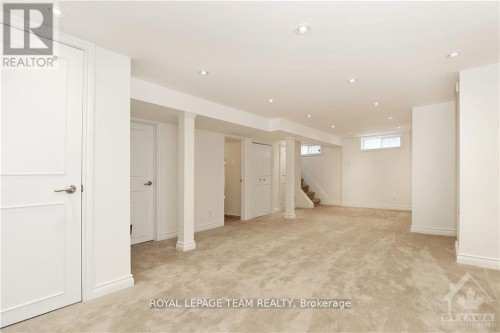 822 Quinlan Road, Ottawa, ON 