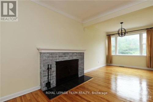 822 Quinlan Road, Ottawa, ON 