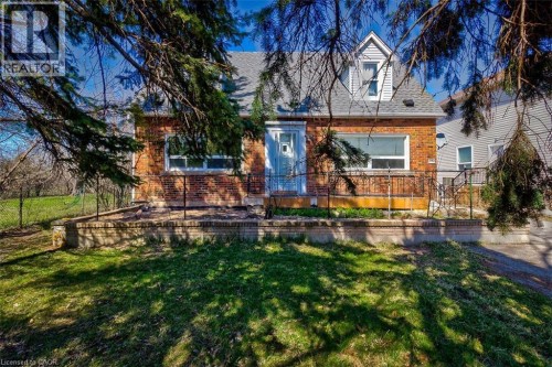 243 8 Highway , Stoney Creek, Ontario L8G 1E2 2