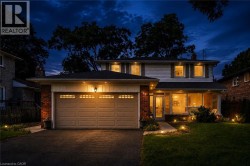 381 CLARKSVILLE Court  Mississauga, ON L5A 1G7