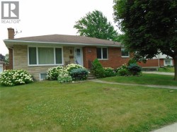 1096 INDIAN ROAD North Sarnia, ON N7V 4C5