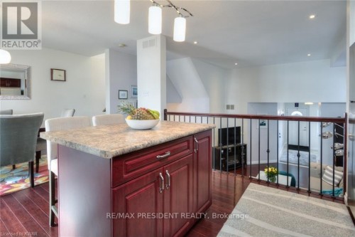 UPPER - 54 PERIWINKLE STREET , Kitchener, Ontario N2E 4C7 4